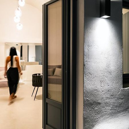 Terra E Lavoro Luxury Suite Exo Gonia Bagian luar foto