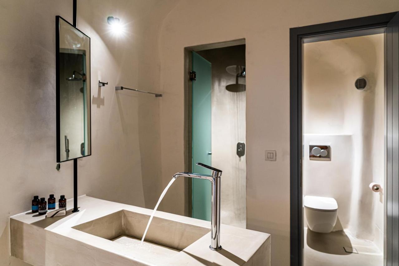 Terra E Lavoro Luxury Suite Exo Gonia Bagian luar foto
